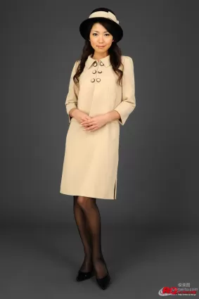[RQ-STAR] NO.00115 稻垣慶子 Elevator Girl 寫真集