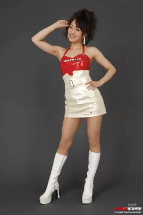 [RQ-STAR] NO.00132 Reina Fuchiwaki 淵脇レイナ Race Queen – Green Tec 寫真集