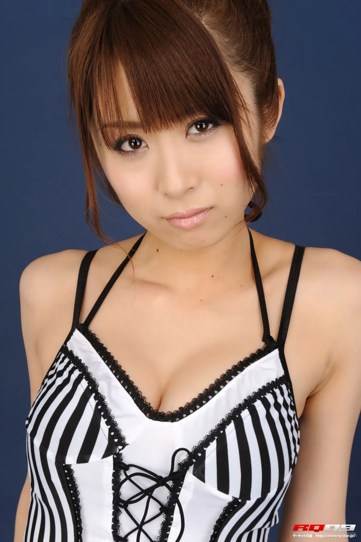 [RQ-STAR] NO.00134 我妻早央 Swim Suits – Black x White 寫真集 87