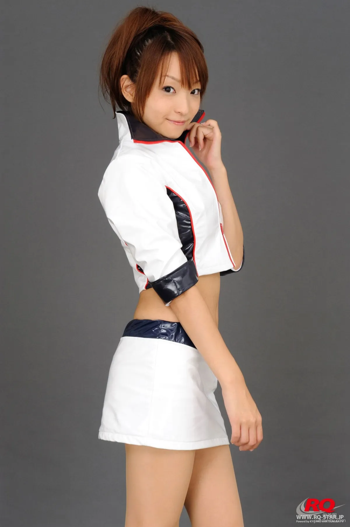 [RQ-STAR] NO.00080 Mio Aoki 青木未央 Race Queen – 2008 5Zigen 寫真集 30