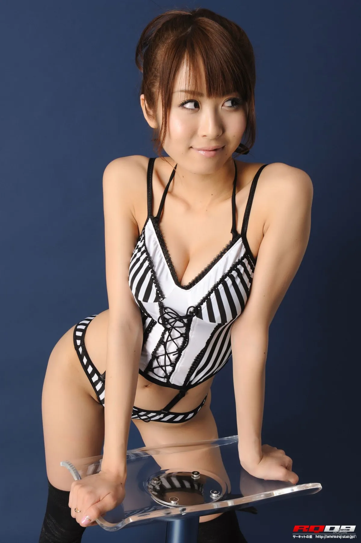 [RQ-STAR] NO.00134 我妻早央 Swim Suits – Black x White 寫真集 98