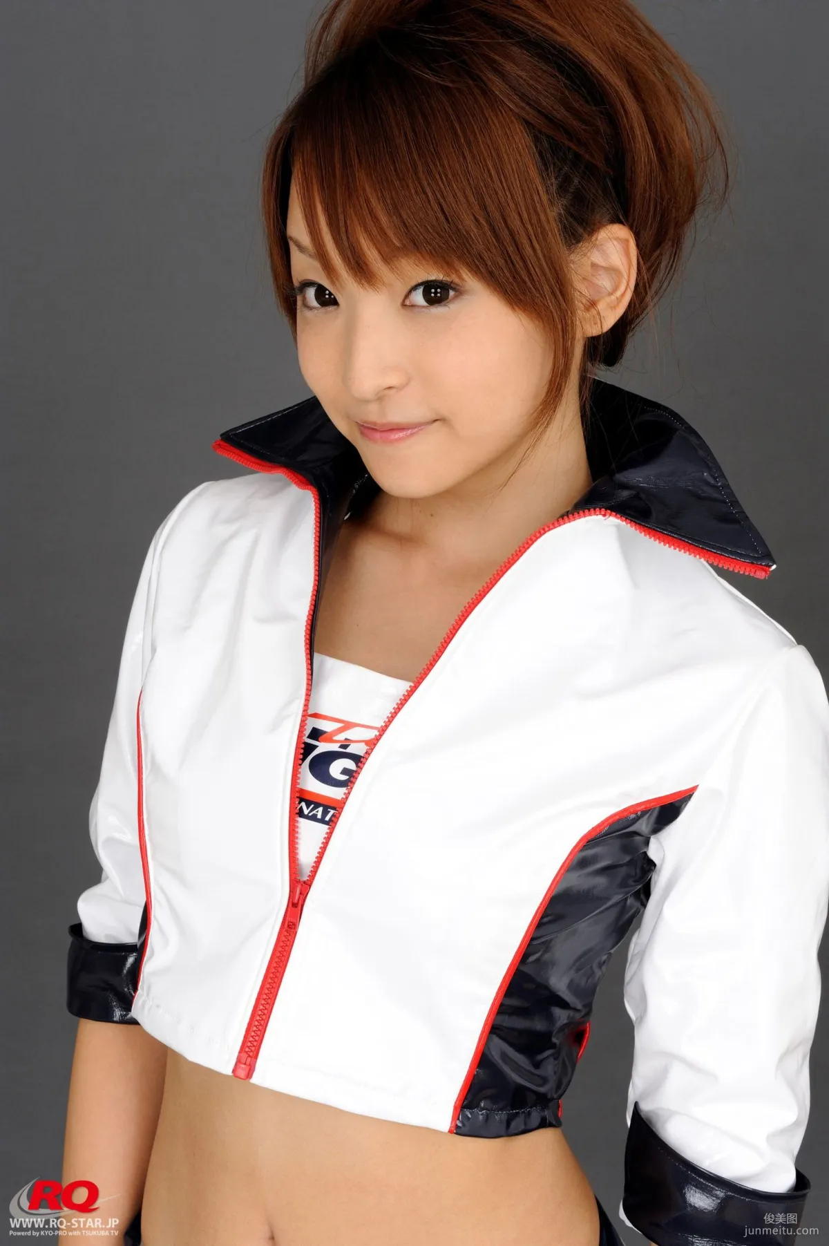 [RQ-STAR] NO.00080 Mio Aoki 青木未央 Race Queen – 2008 5Zigen 寫真集 2