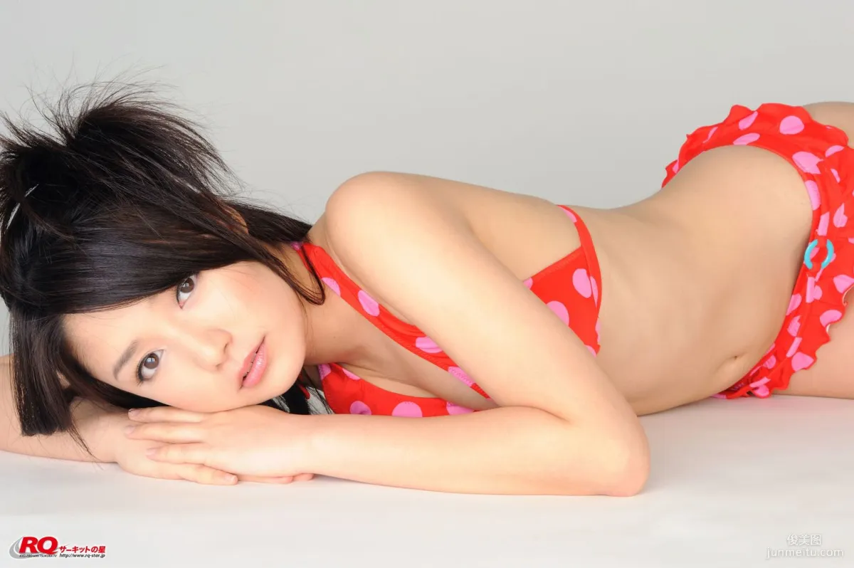 [RQ-STAR] NO.00105 古崎瞳 Swim Suits – Red 泳裝寫真集 95