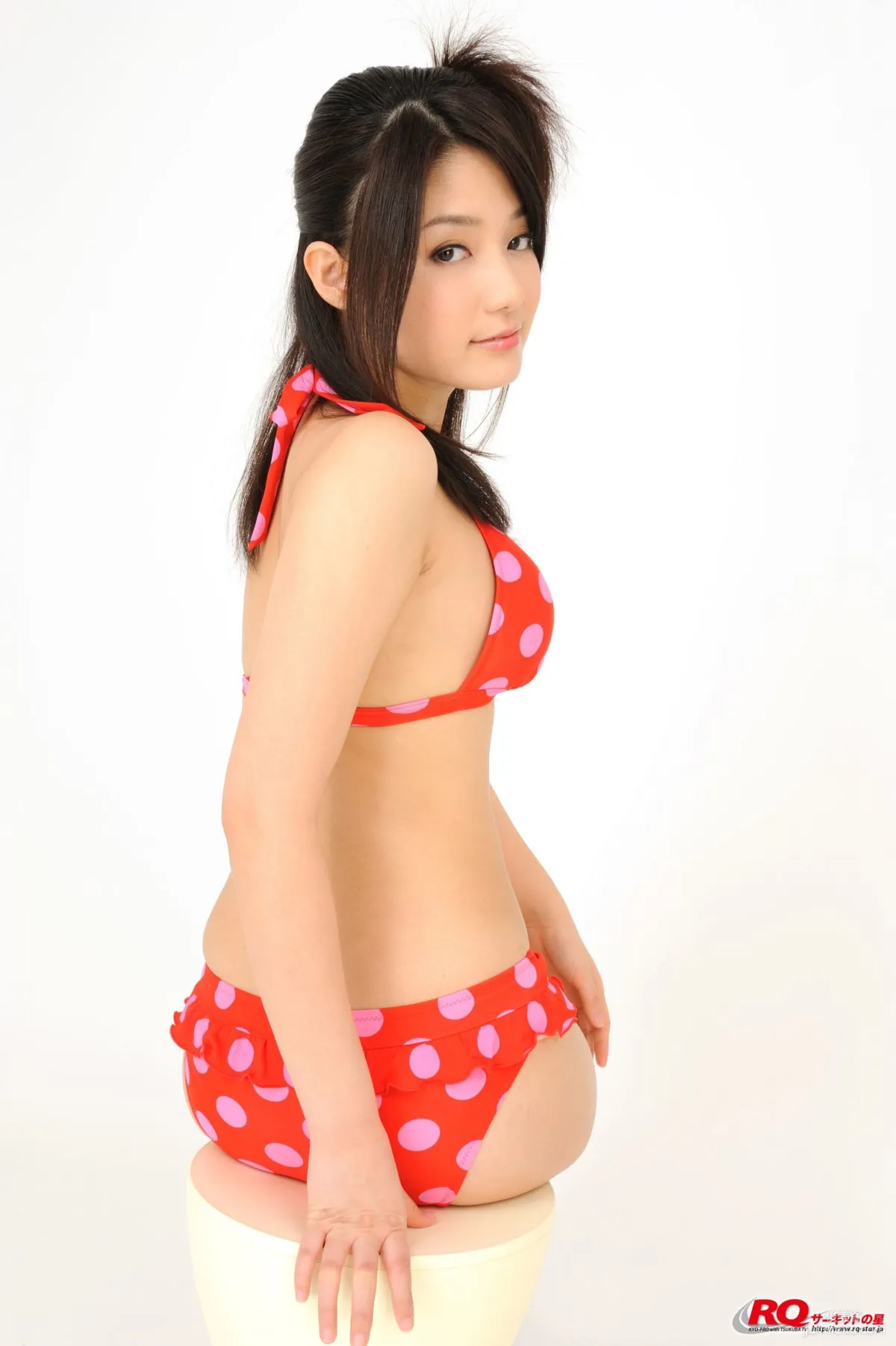 [RQ-STAR] NO.00105 古崎瞳 Swim Suits – Red 泳裝寫真集 57