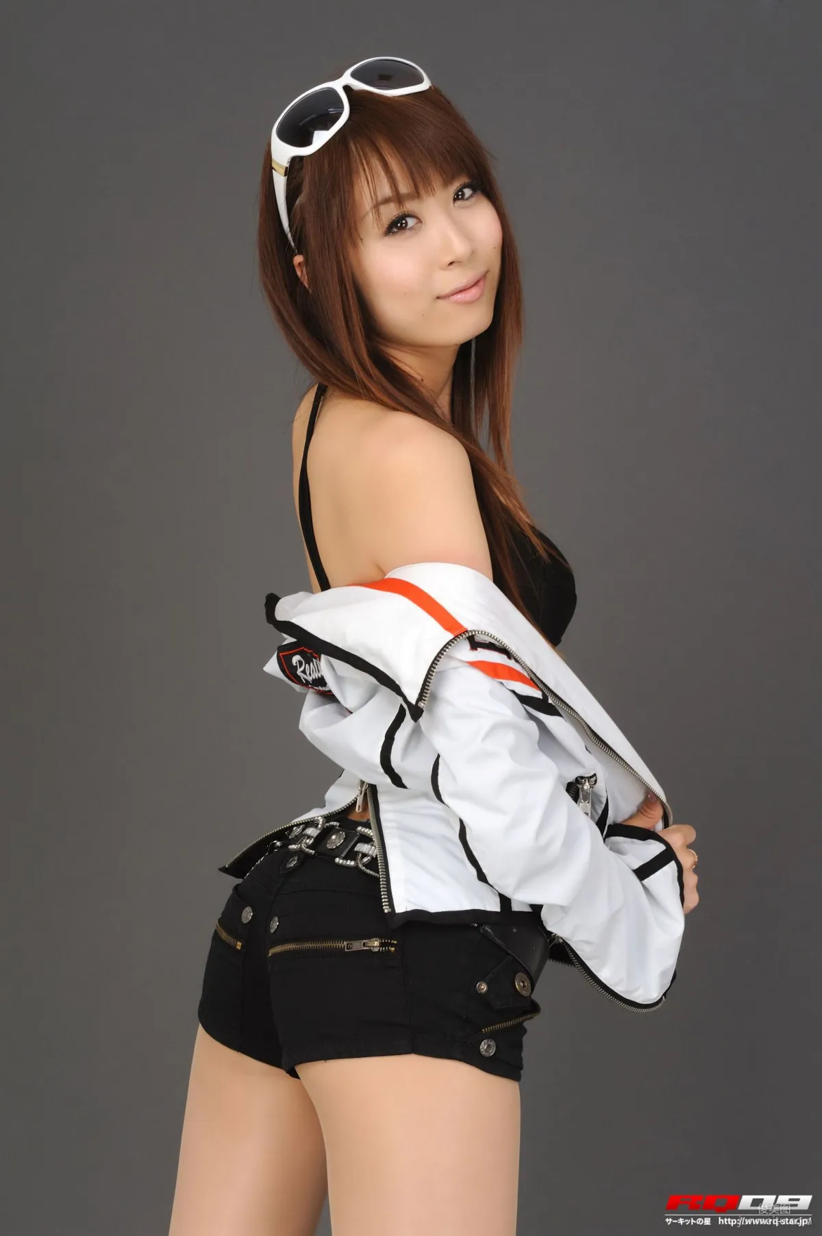 [RQ-STAR] NO.00143 我妻早央/我妻さおり Race Queen – Faust Racing 寫真集 35