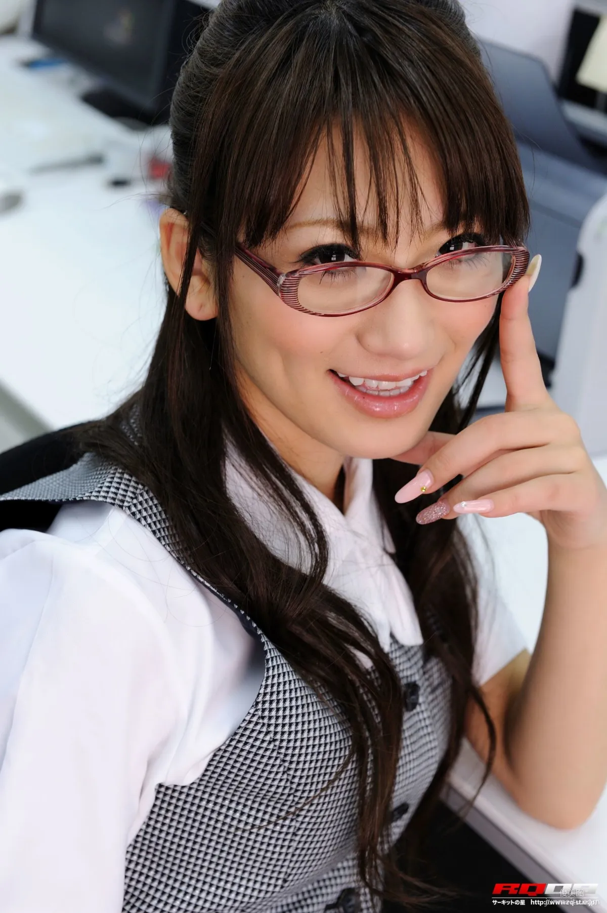 [RQ-STAR] NO.00248 Saki Kouzai 香西咲 Office Lady 寫真集 14