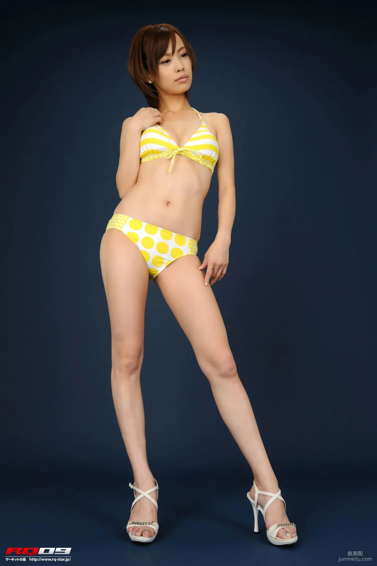 [RQ-STAR] NO.00185 Izumi Morita 森田泉美 Swim Suits 寫真集 20