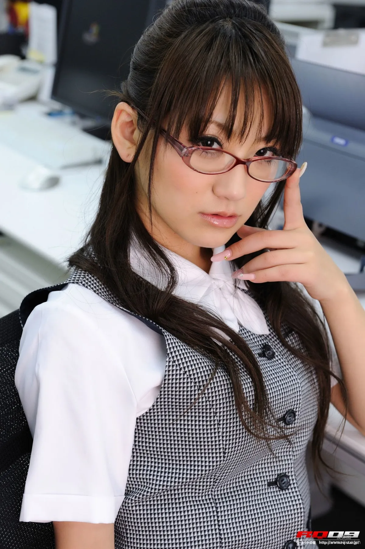 [RQ-STAR] NO.00248 Saki Kouzai 香西咲 Office Lady 寫真集 12