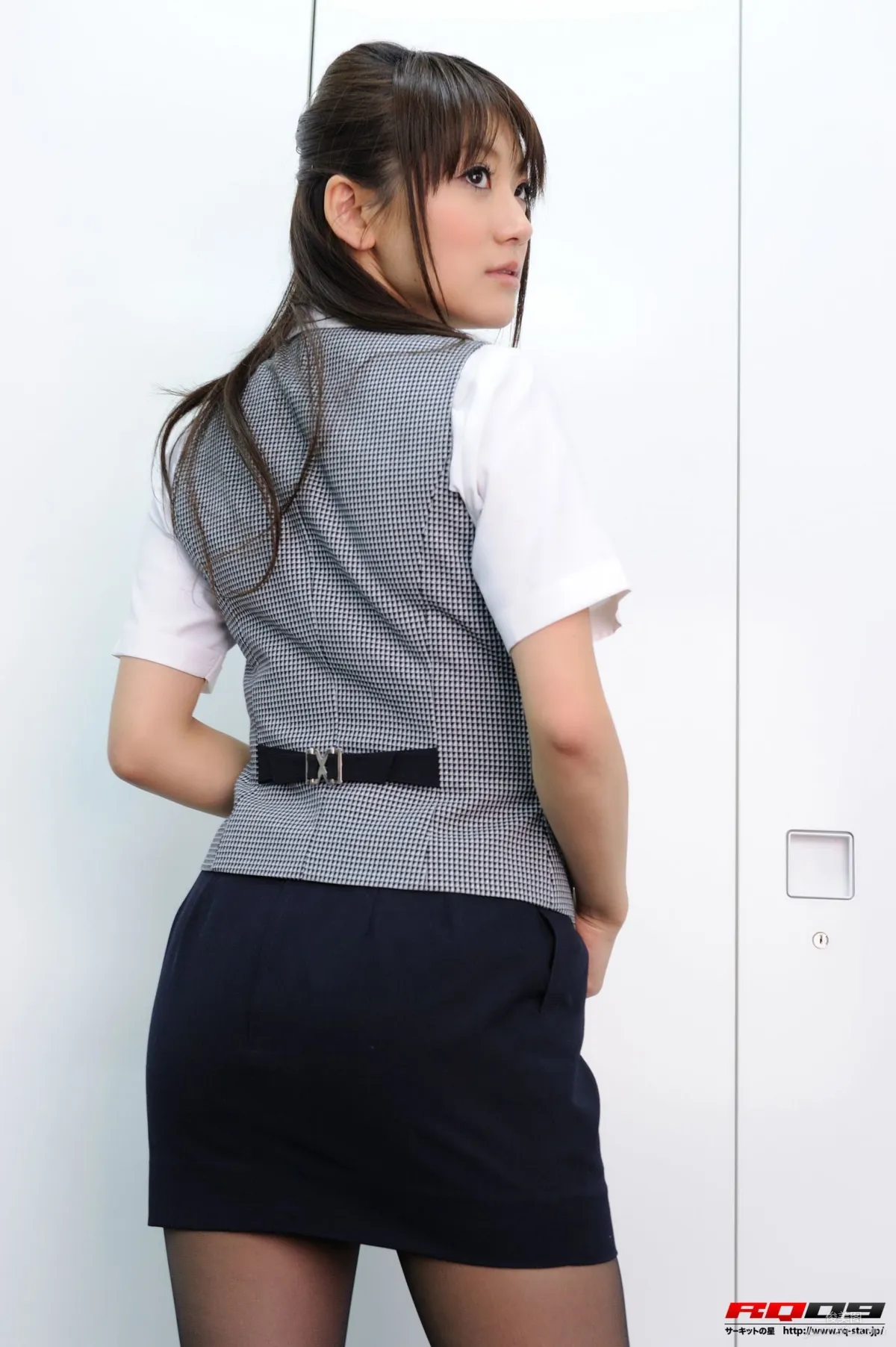 [RQ-STAR] NO.00248 Saki Kouzai 香西咲 Office Lady 寫真集 68