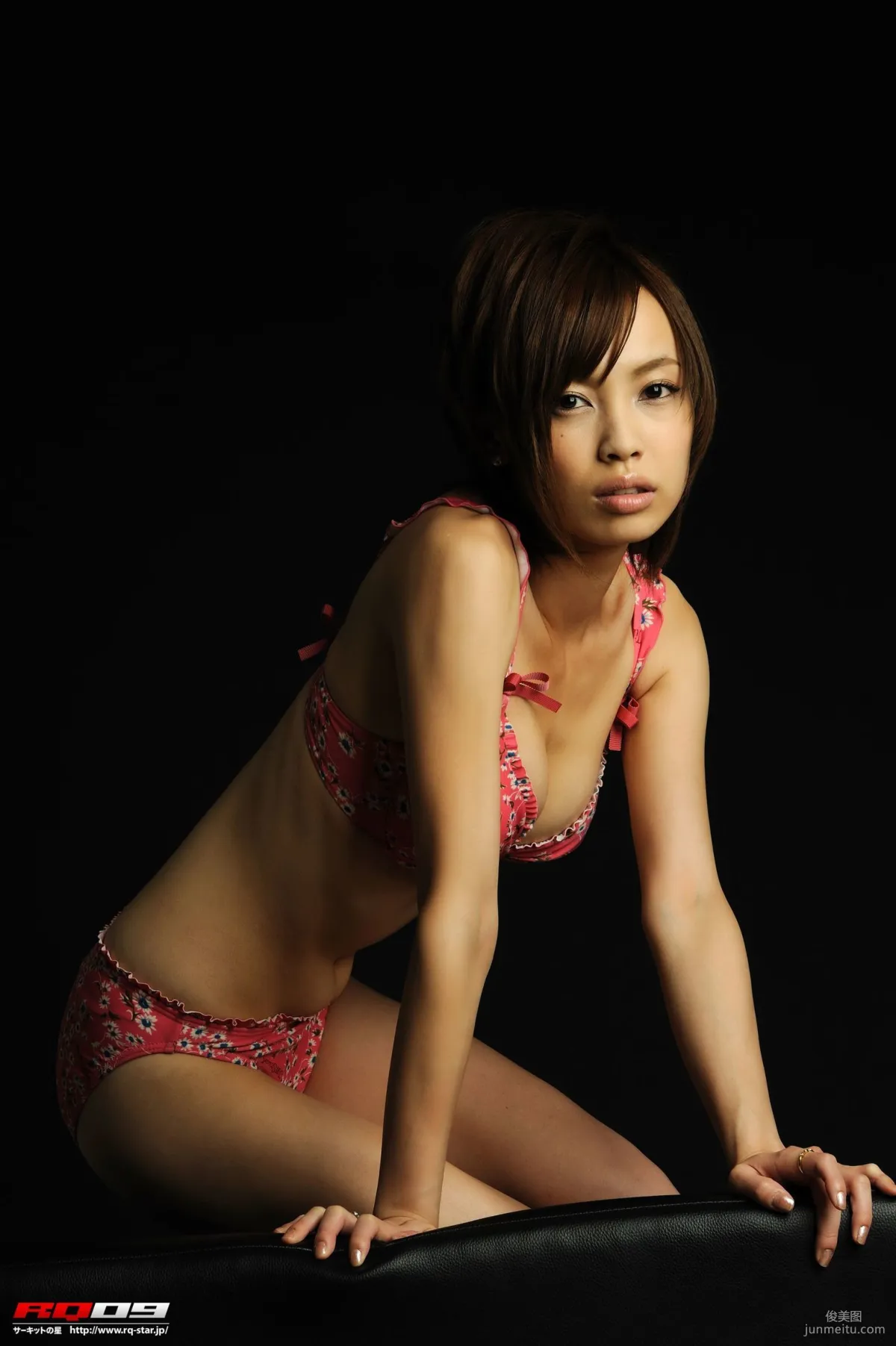 [RQ-STAR] NO.00177 Izumi Morita 森田泉美 Swim Suits 寫真集 116