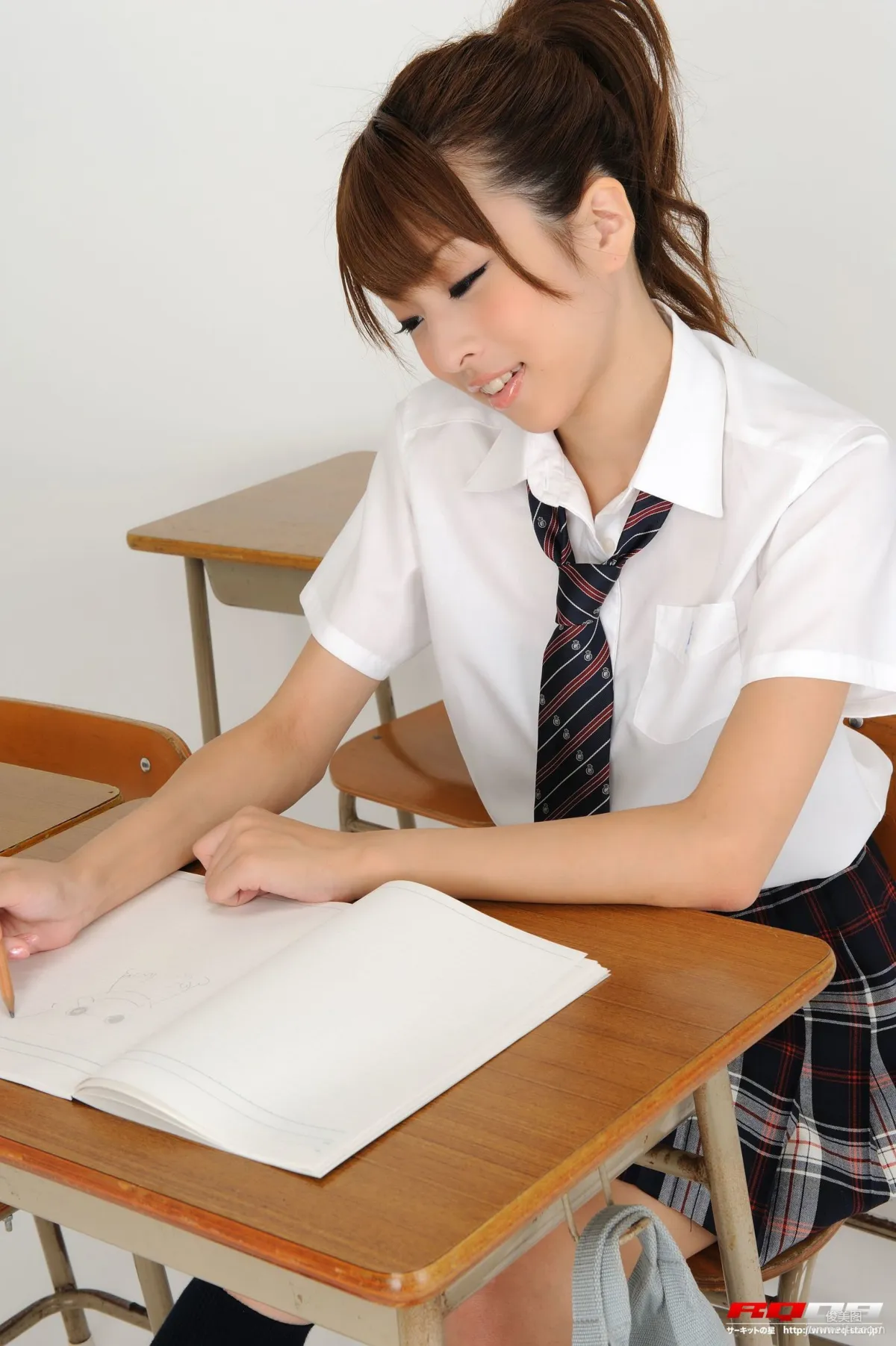 [RQ-STAR] NO.00184 黑泽美怜 Student Style 写真集40
