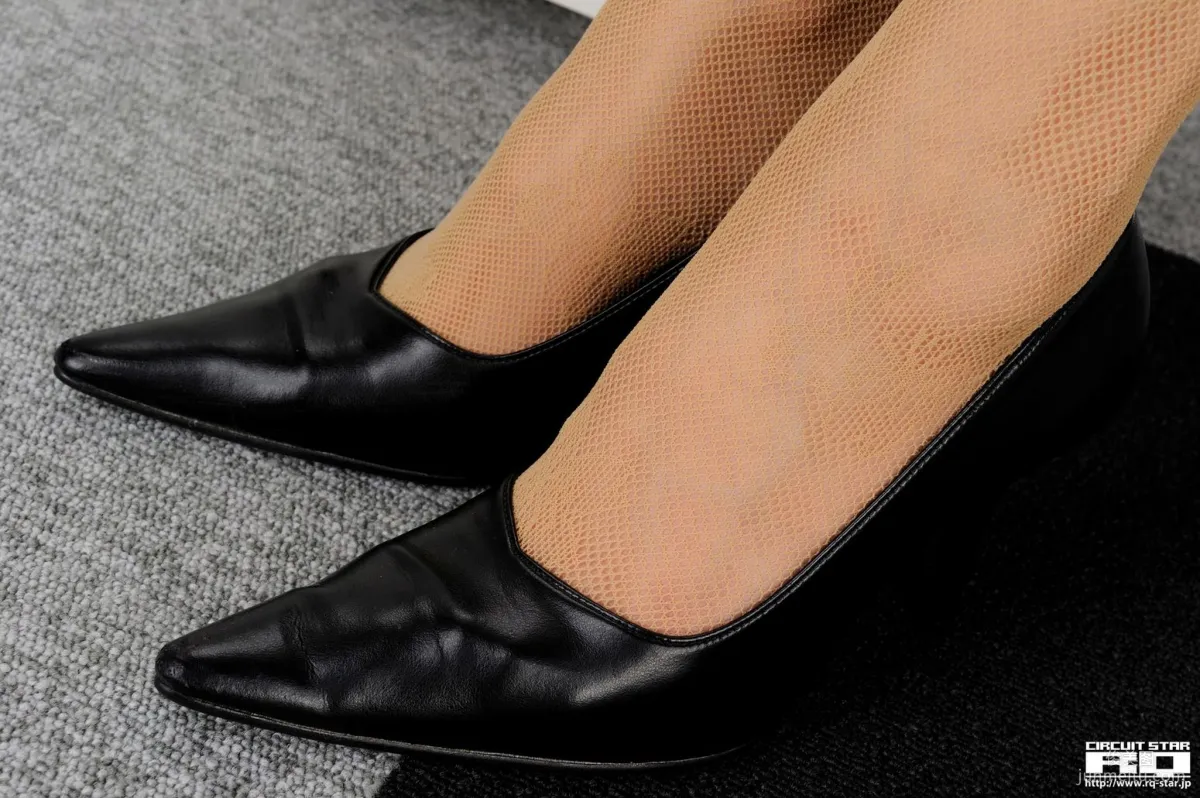 [RQ-STAR] NO.00329 Maria Kotoha 琴葉マリア Office Lady 寫真集 43