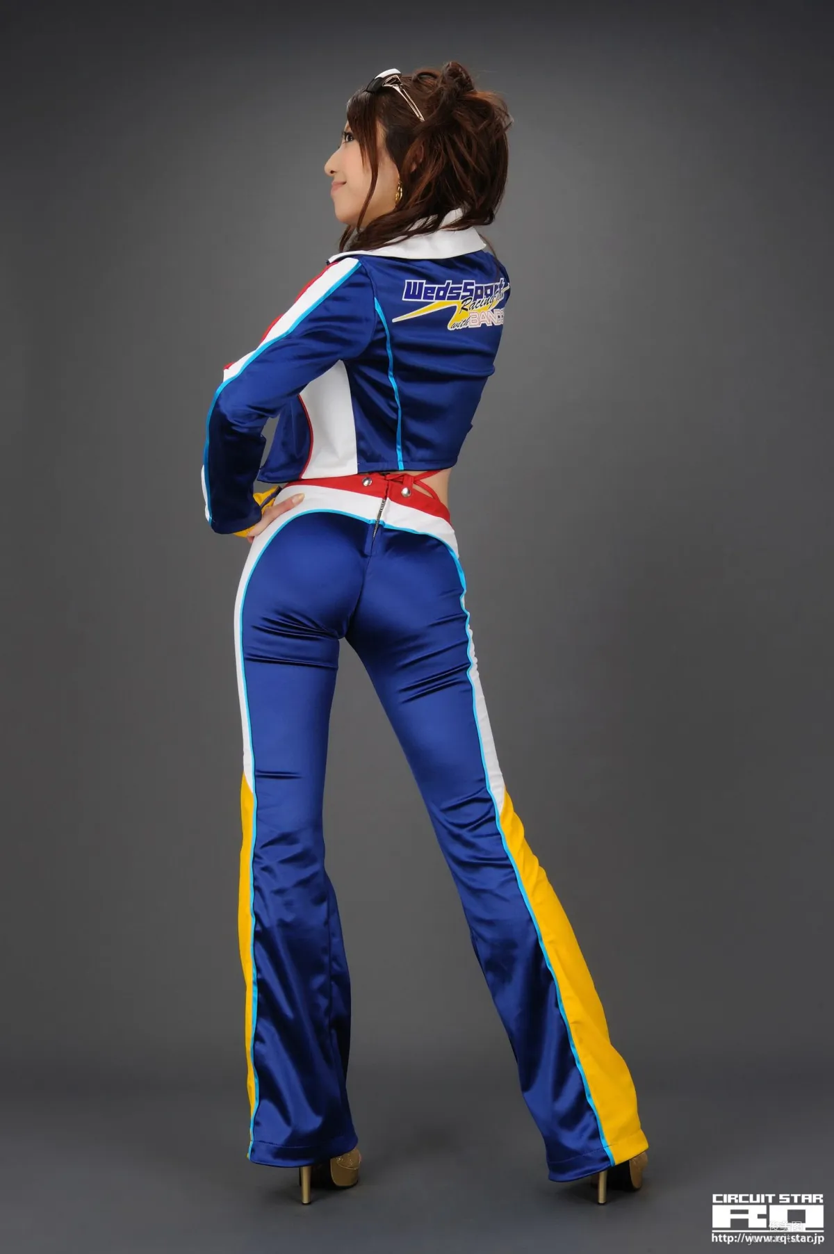 [RQ-STAR] NO.00301 橫山かおり Race Queen 寫真集 19