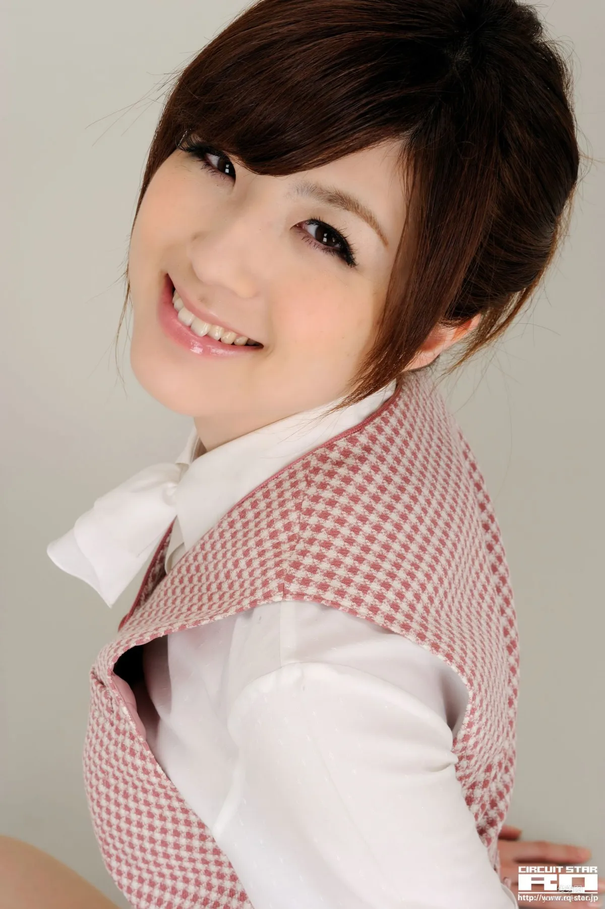 [RQ-STAR] NO.00365 荒木よし穂 Office Lady 辦公室女郎 寫真集 94