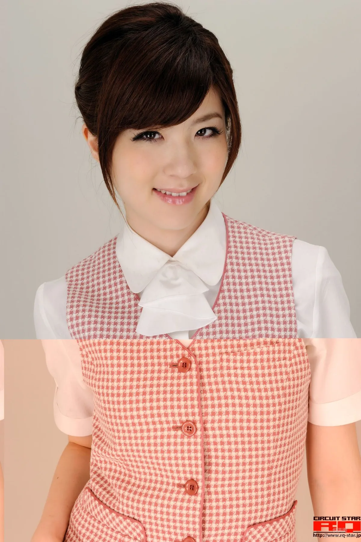 [RQ-STAR] NO.00365 荒木よし穂 Office Lady 辦公室女郎 寫真集 102