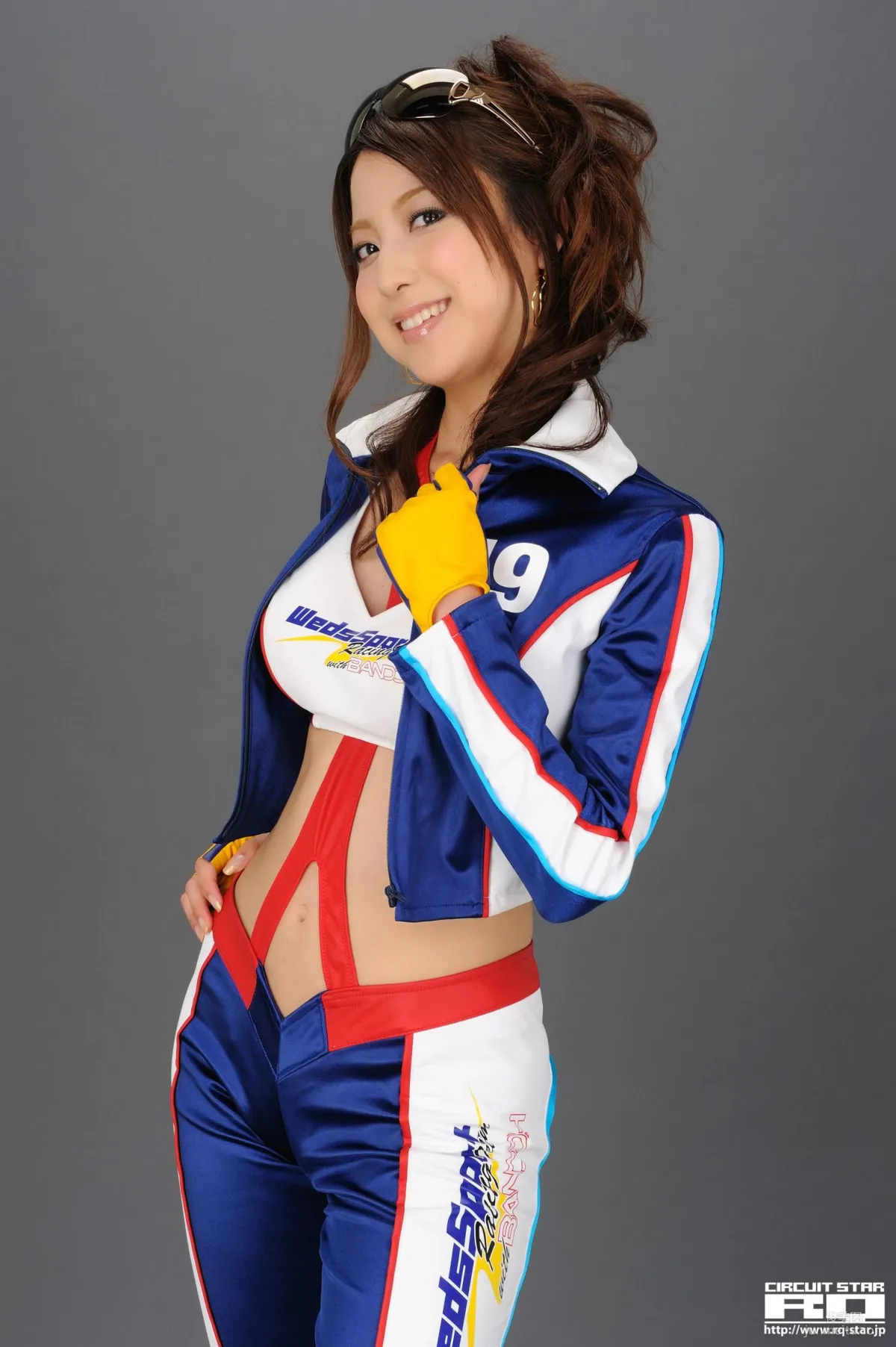 [RQ-STAR] NO.00301 橫山かおり Race Queen 寫真集 25