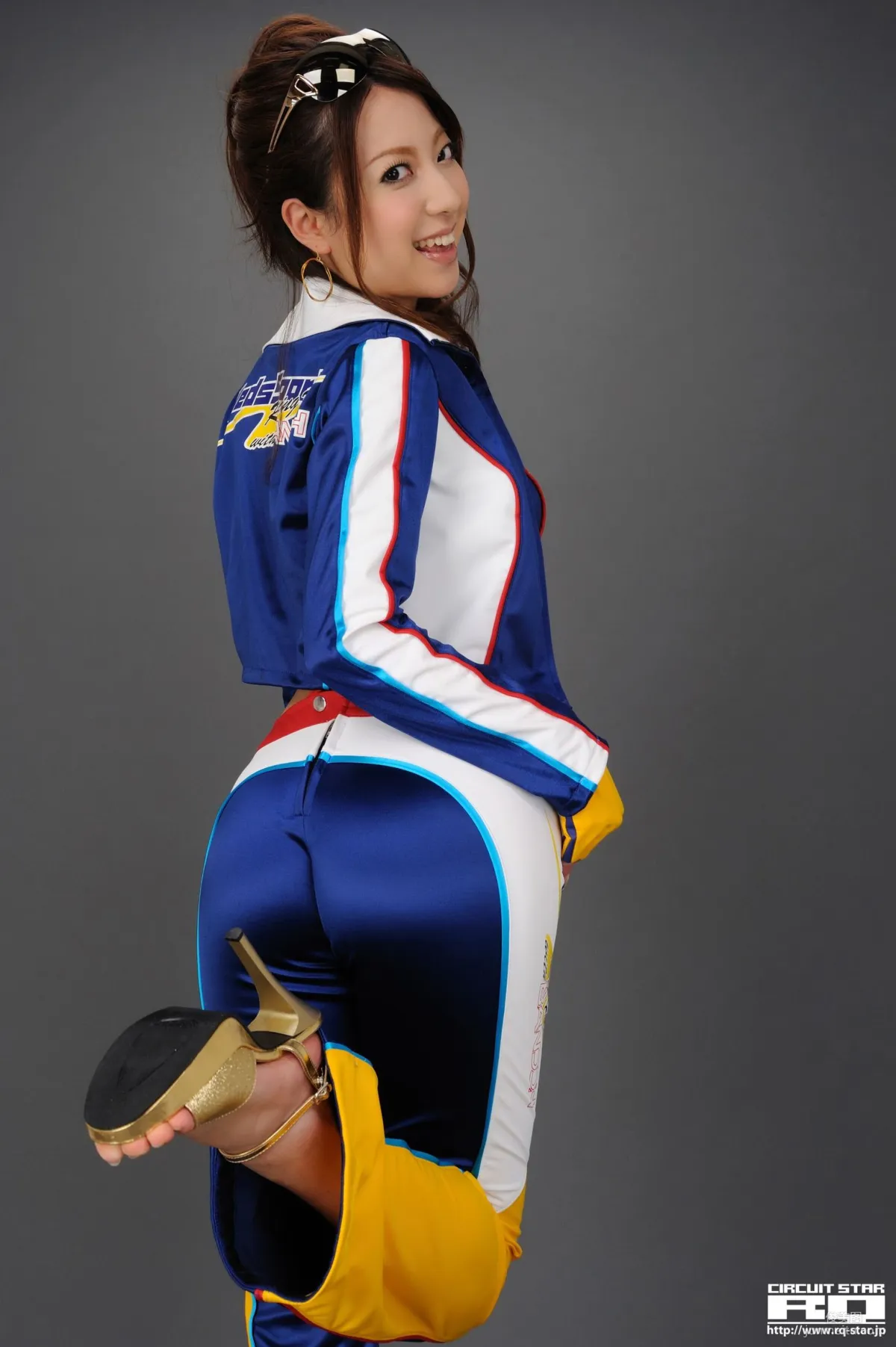 [RQ-STAR] NO.00301 橫山かおり Race Queen 寫真集 44