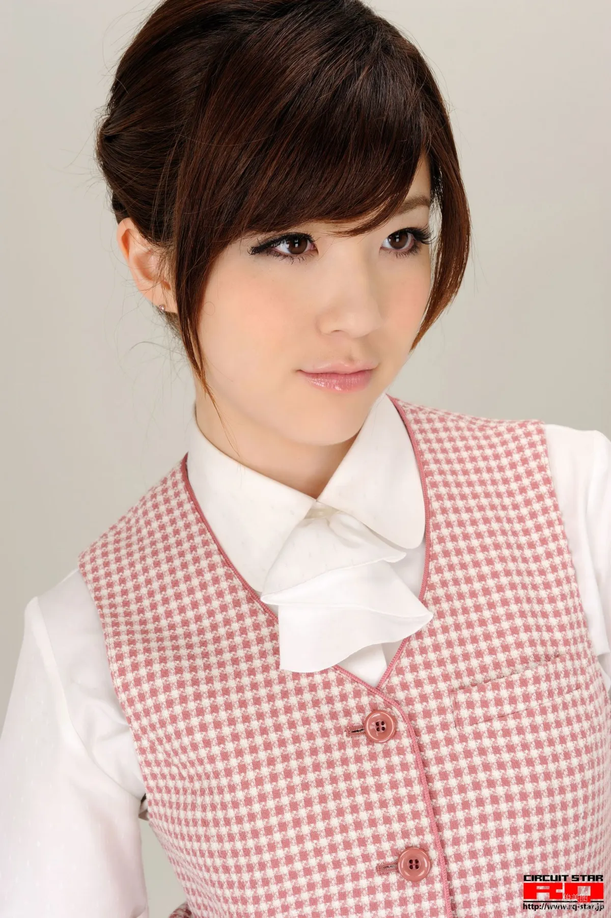 [RQ-STAR] NO.00365 荒木よし穂 Office Lady 辦公室女郎 寫真集 15