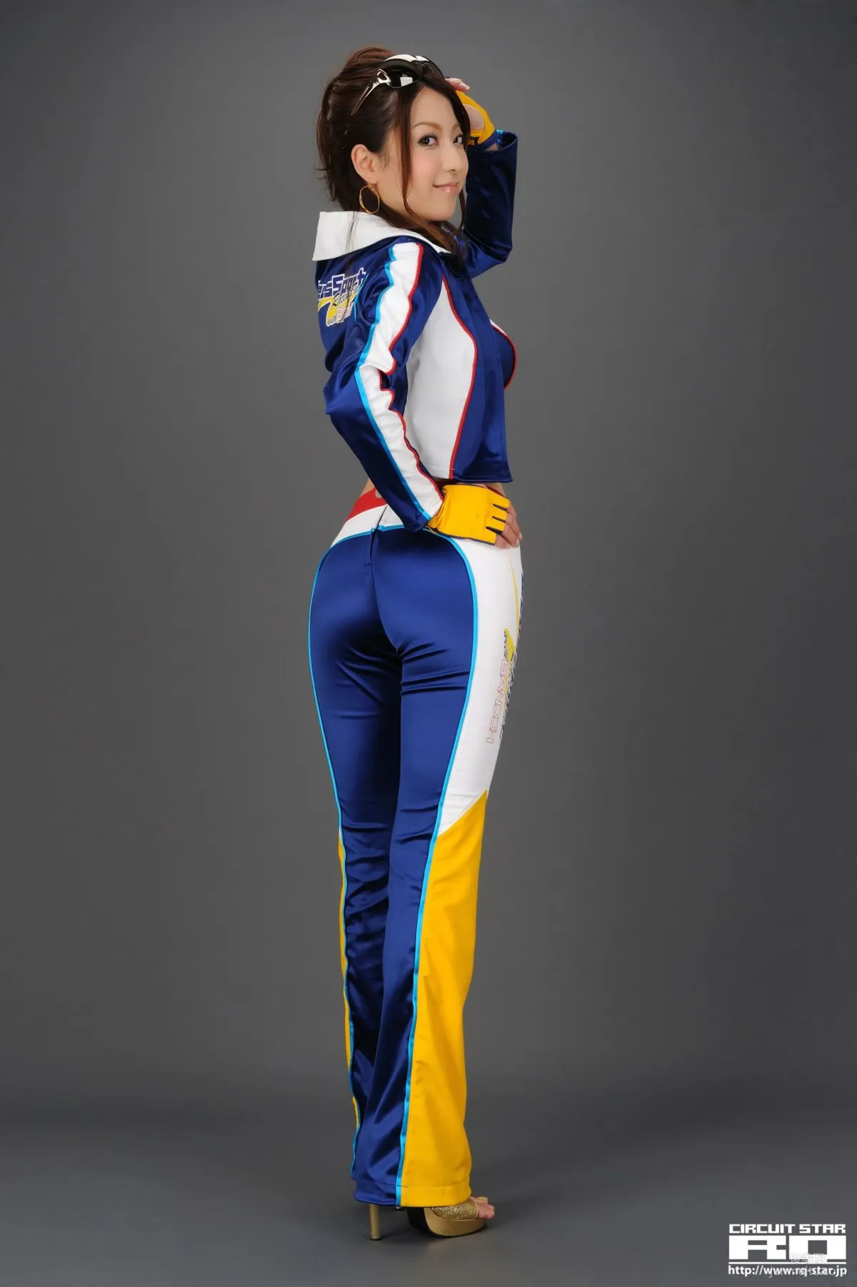 [RQ-STAR] NO.00301 橫山かおり Race Queen 寫真集 15