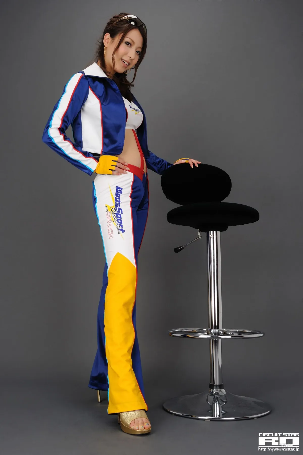 [RQ-STAR] NO.00301 橫山かおり Race Queen 寫真集 47