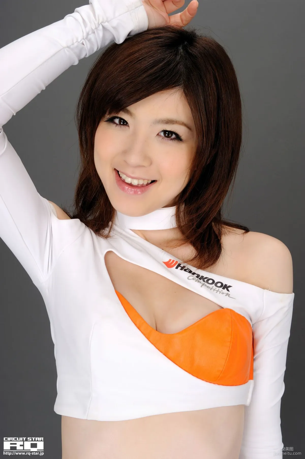 [RQ-STAR] NO.00364 荒木よし穂 Race Queen 寫真集 100