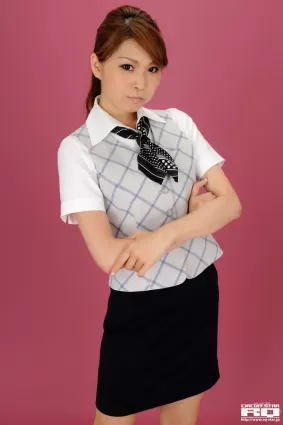 [RQ-STAR] NO.00347 Ryo Aihara 愛原涼 Office Lady 寫真集