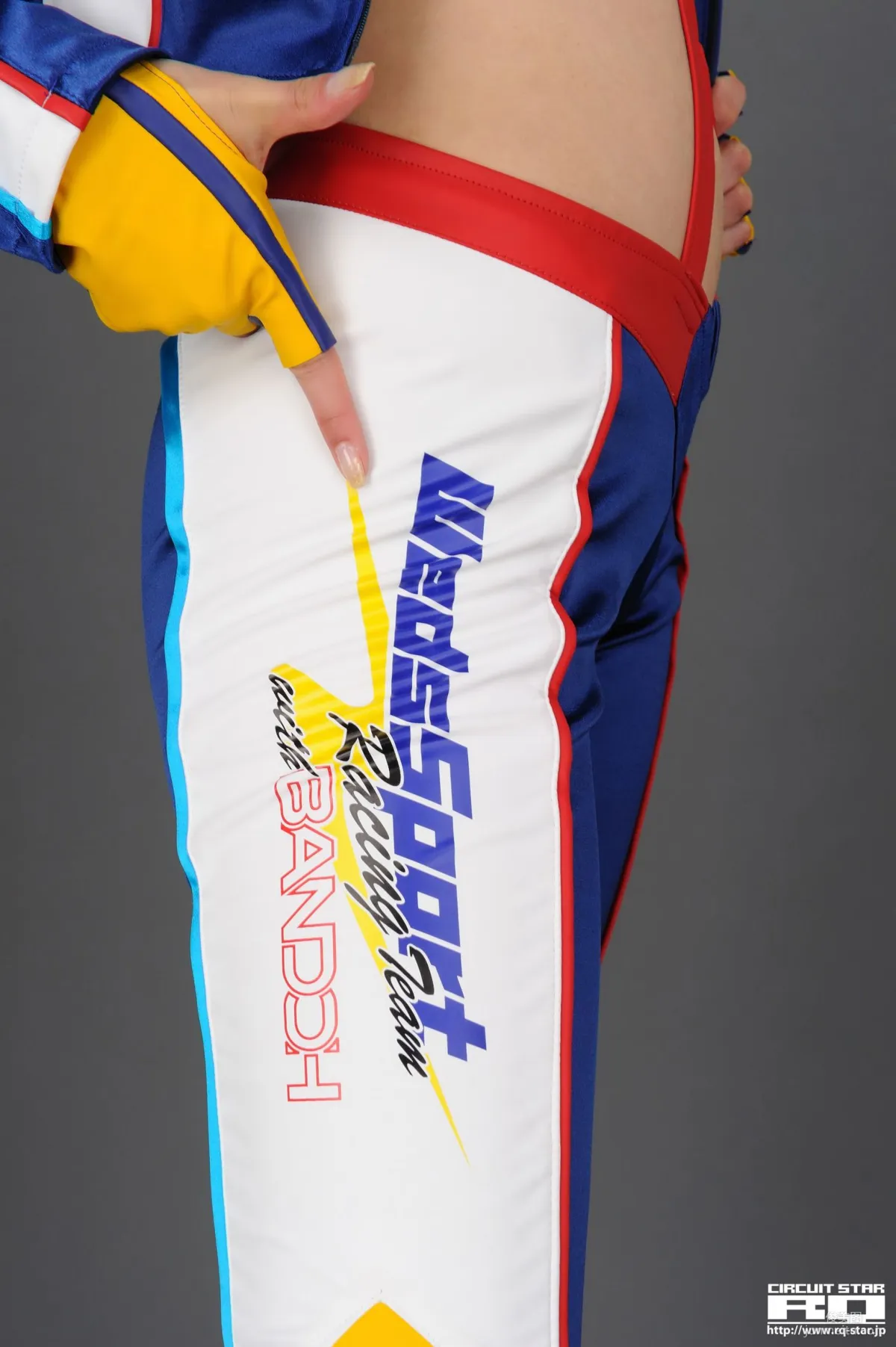 [RQ-STAR] NO.00301 橫山かおり Race Queen 寫真集 41