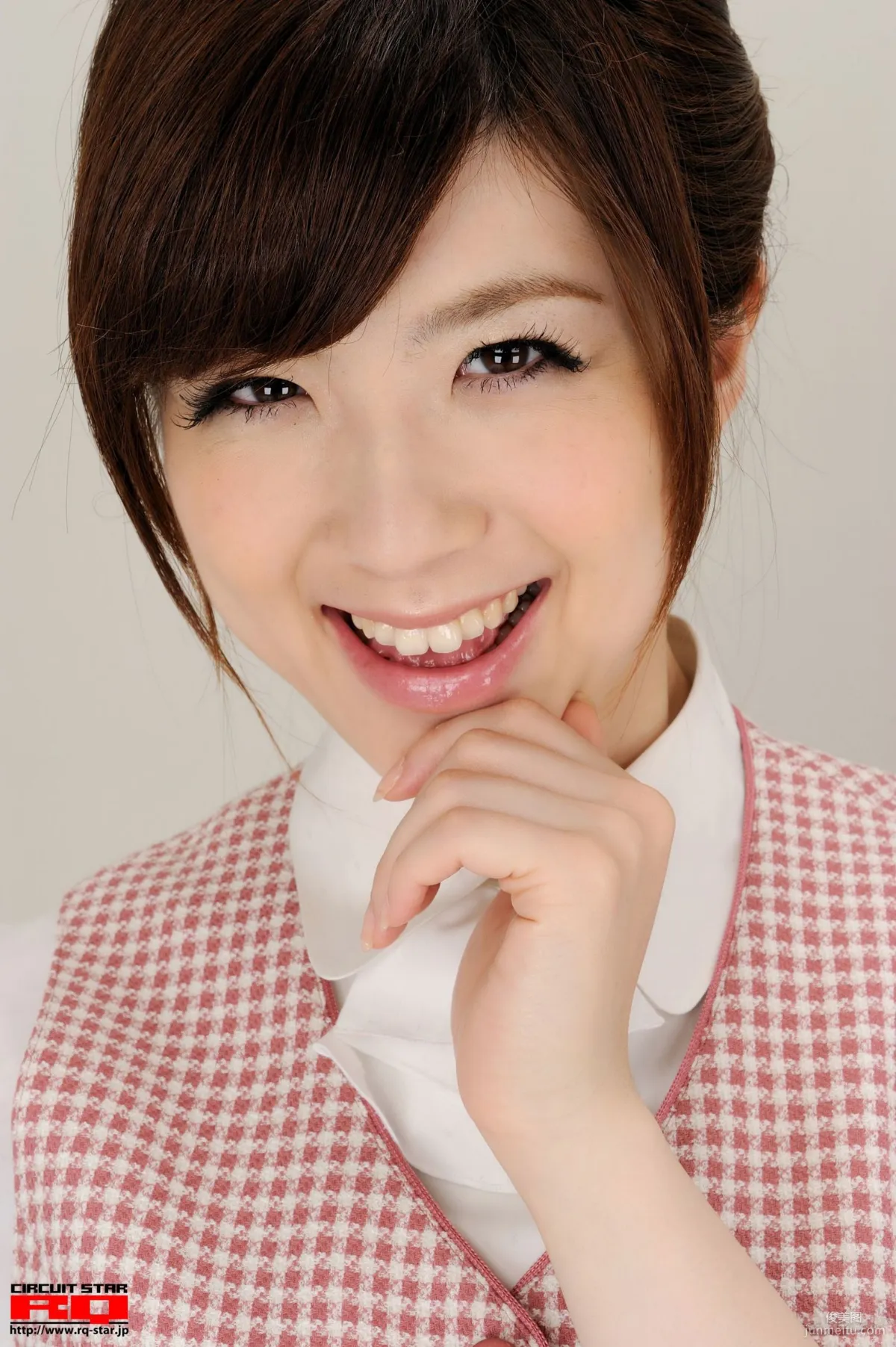 [RQ-STAR] NO.00365 荒木よし穂 Office Lady 辦公室女郎 寫真集 106