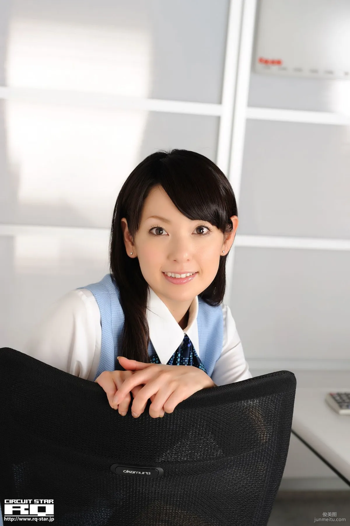 [RQ-STAR] NO.00366 Fumie 章恵 Office Lady 写真集71