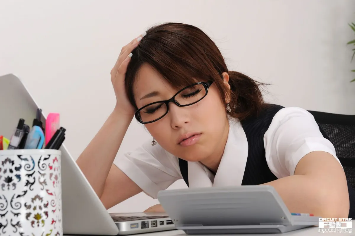 [RQ-STAR] NO.00294 Emi Shimizu 清水恵美 Office Lady 寫真集 116