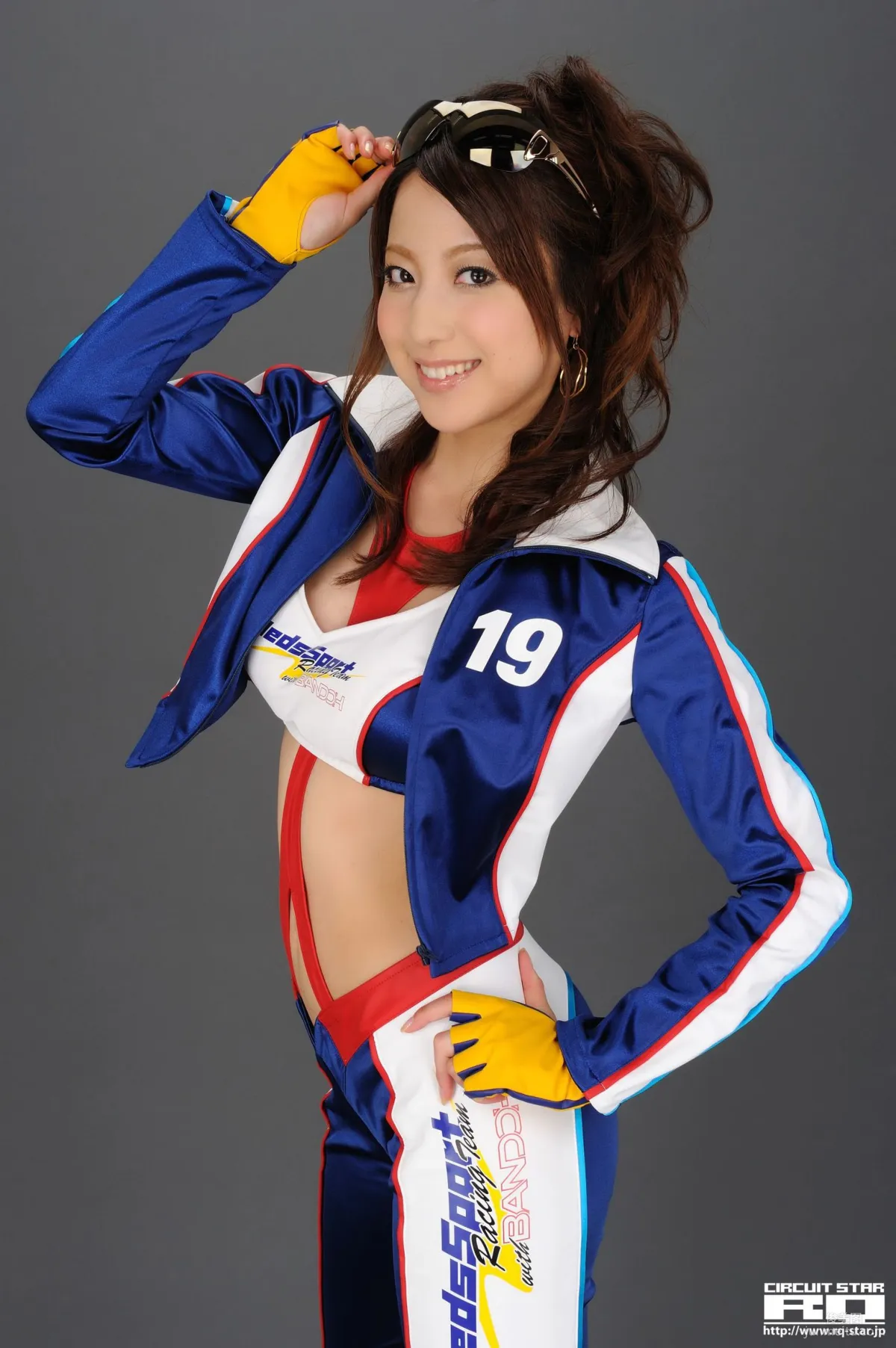 [RQ-STAR] NO.00301 橫山かおり Race Queen 寫真集 28