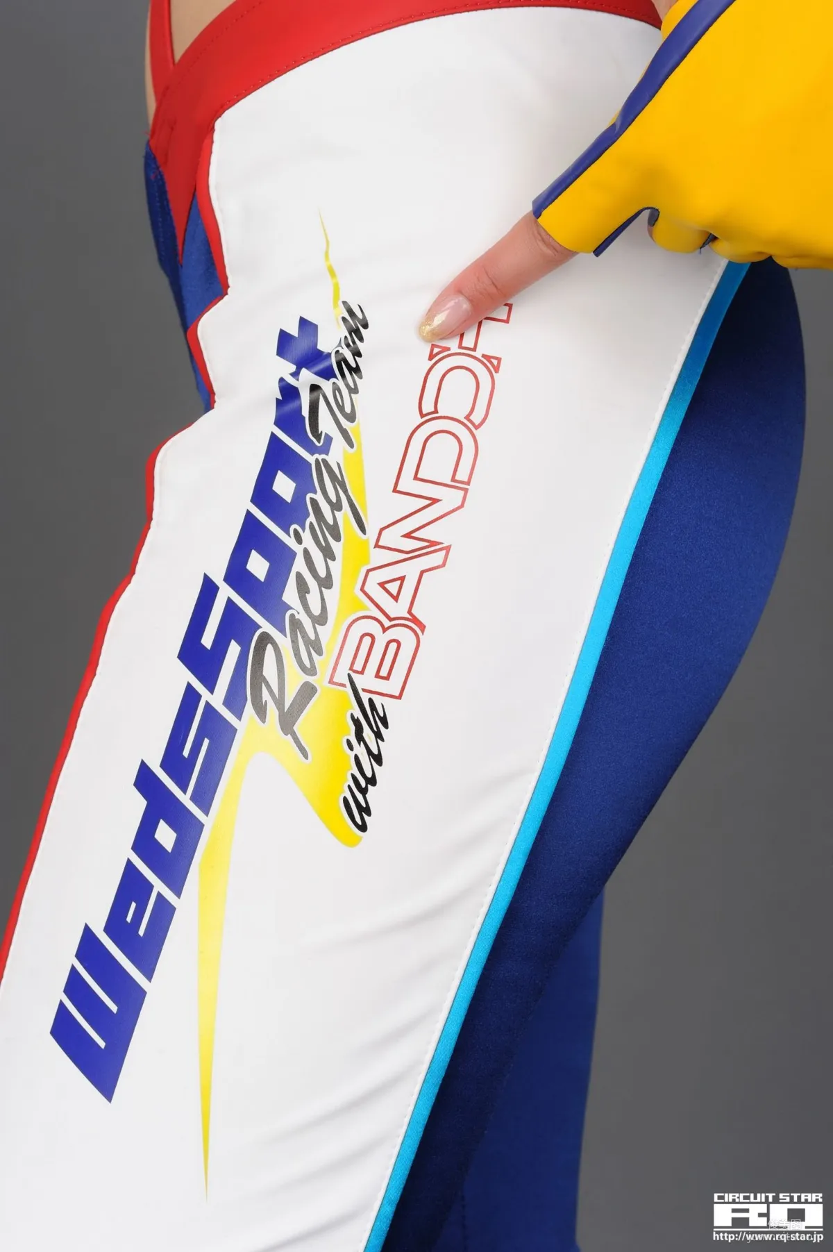 [RQ-STAR] NO.00301 橫山かおり Race Queen 寫真集 43