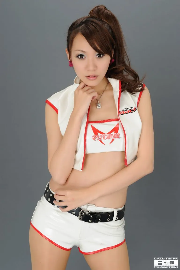 [RQ-STAR] NO.00439 Saki Ueda 植田早紀 Race Queen 寫真集 18