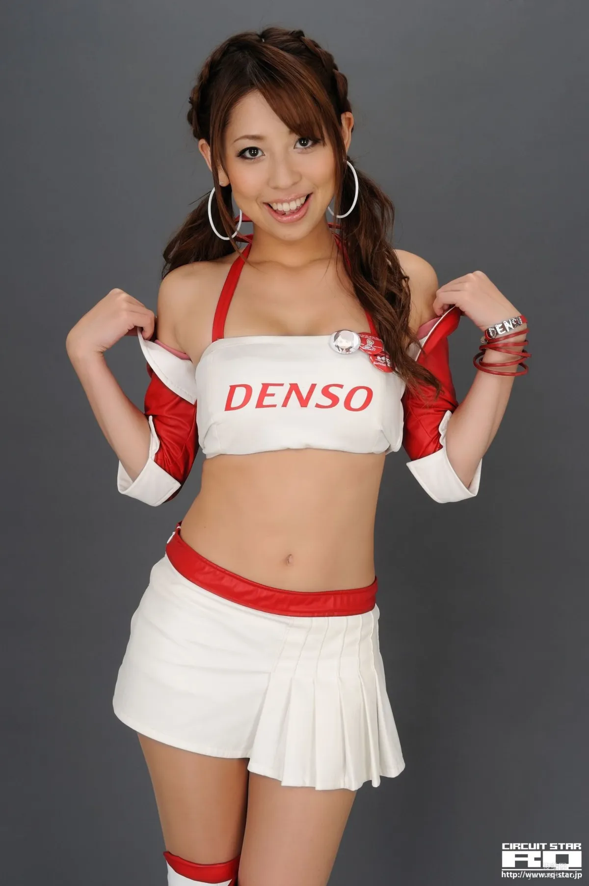 [RQ-STAR] NO.00425 大崎莉央奈 Race Queen 賽車女王寫真集 52