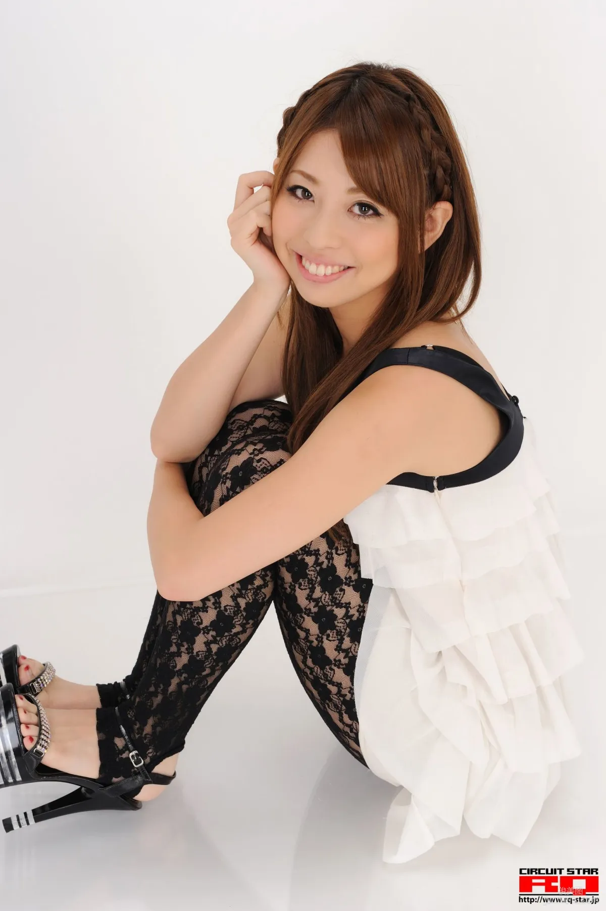 [RQ-STAR] NO.00413 大崎莉央奈 Private Dress 超短裙寫真集 52