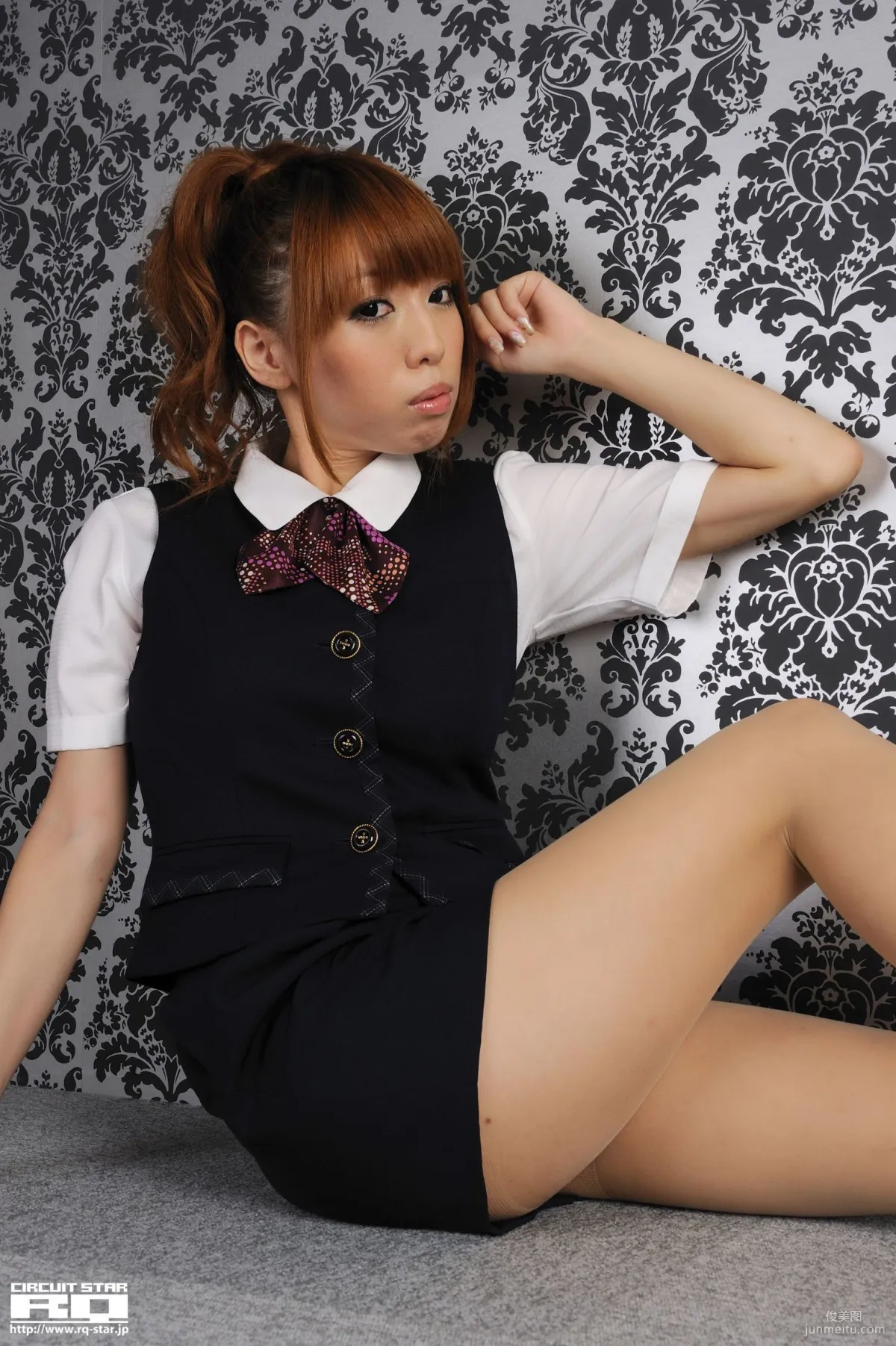 [RQ-STAR] NO.00402 藤崎ゆえ Office Lady 辦公室美女寫真集 38