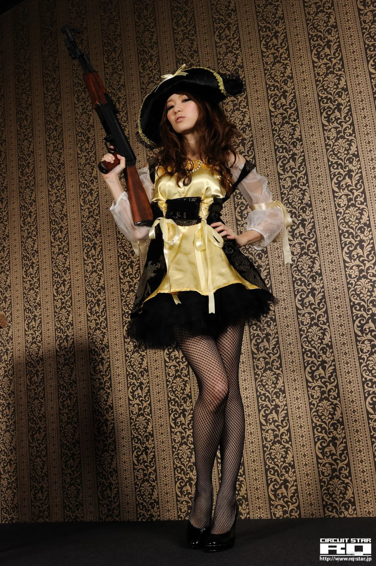 [RQ-STAR] NO.00417 Shihomi Ogoshi 小越しほみ Pirate Costume 絲襪美腿寫真集 12