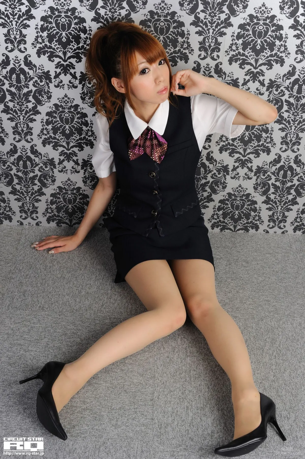 [RQ-STAR] NO.00402 藤崎ゆえ Office Lady 辦公室美女寫真集 42
