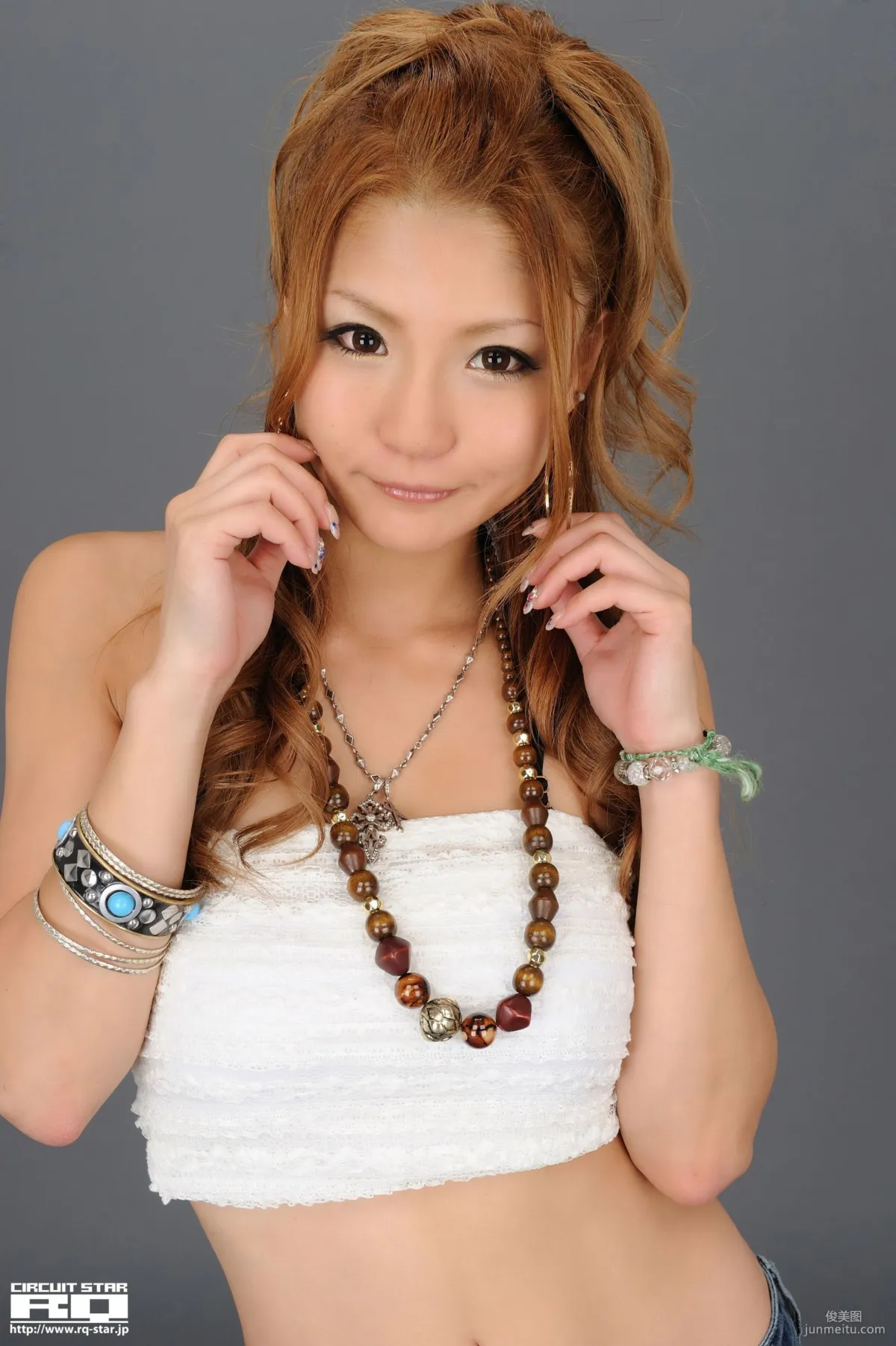 [RQ-STAR] NO.00411 Hina Sato 佐藤陽南 Race Queen 寫真集 106