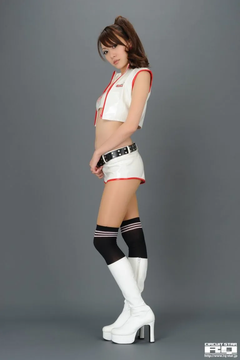 [RQ-STAR] NO.00439 Saki Ueda 植田早紀 Race Queen 寫真集 16