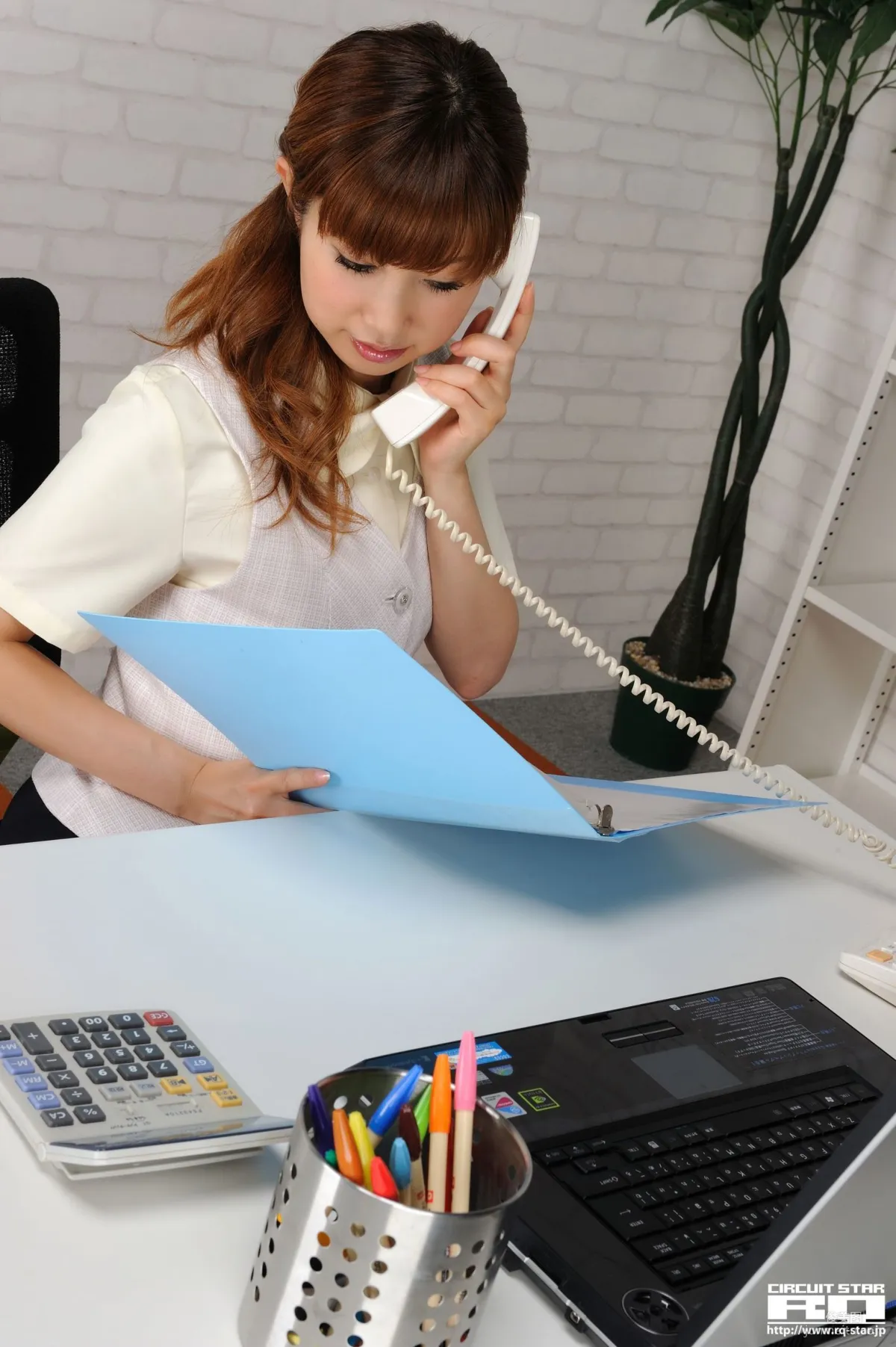 [RQ-STAR] NO.00442 森多このみ Office Lady 办公室女郎 写真集8
