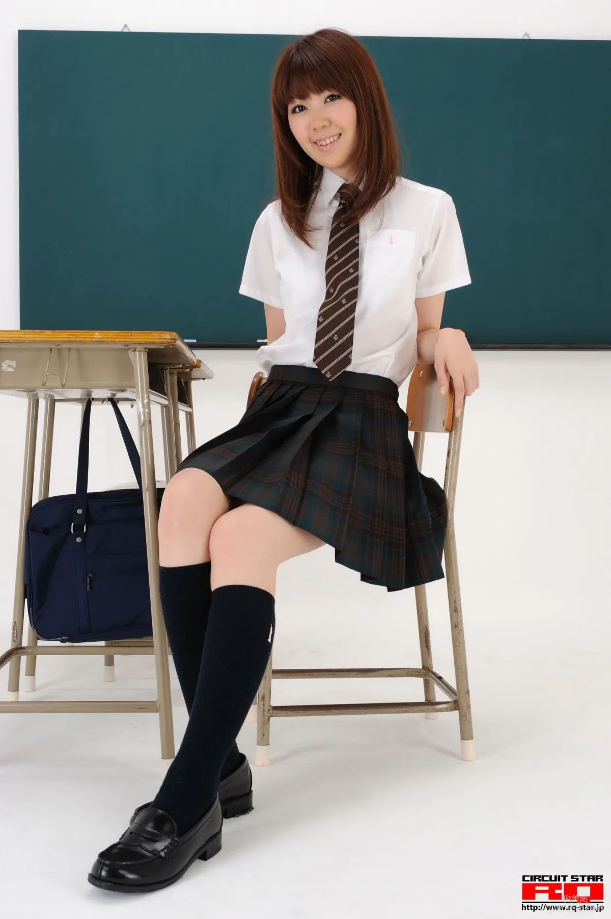 [RQ-STAR] NO.00378 生田晴香 School Girl 寫真集 82