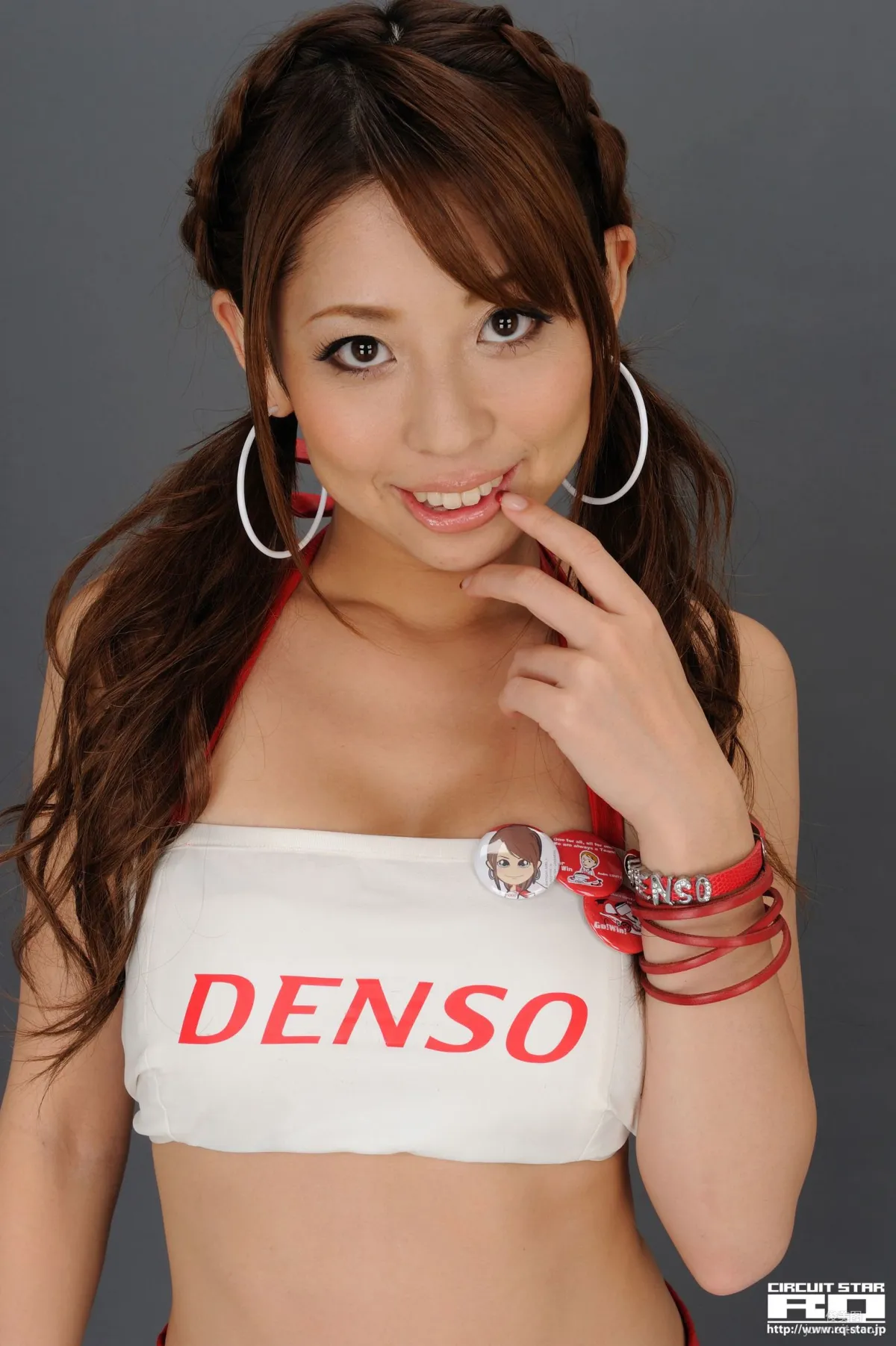 [RQ-STAR] NO.00425 大崎莉央奈 Race Queen 賽車女王寫真集 70