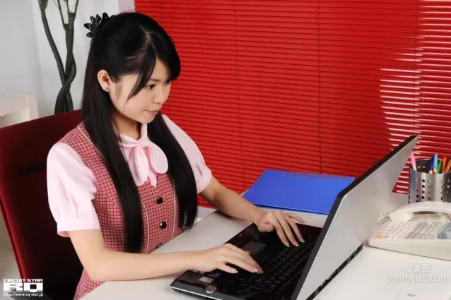 [RQ-STAR] NO.00431 Fuyumi Ikehara 池原冬実 Office Lady 寫真集