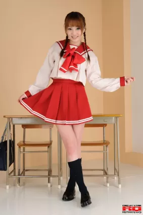 [RQ-STAR] NO.00452 葵由裡佳 Sailor Style 水手服系列 寫真集