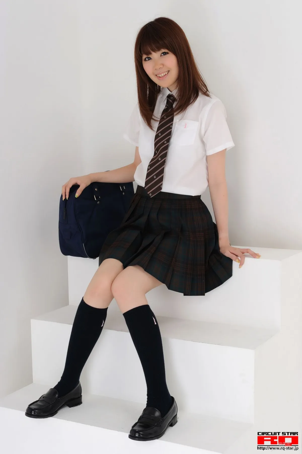 [RQ-STAR] NO.00378 生田晴香 School Girl 寫真集 41