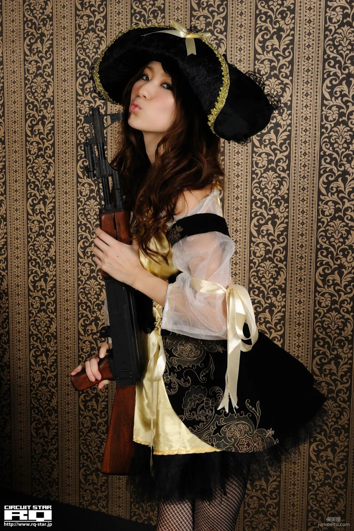 [RQ-STAR] NO.00417 Shihomi Ogoshi 小越しほみ Pirate Costume 絲襪美腿寫真集 24
