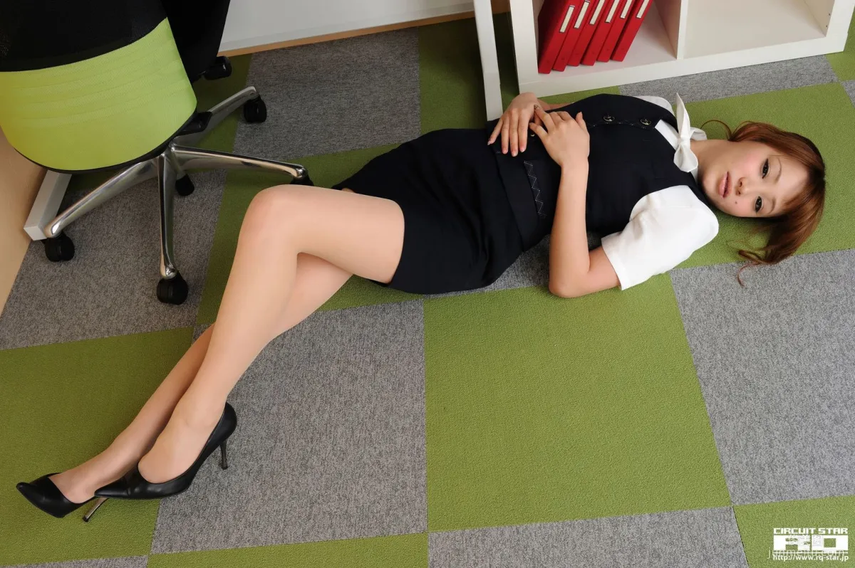 [RQ-STAR] NO.00456 葵ゆりか Office Lady 辦公室女郎 寫真集 73