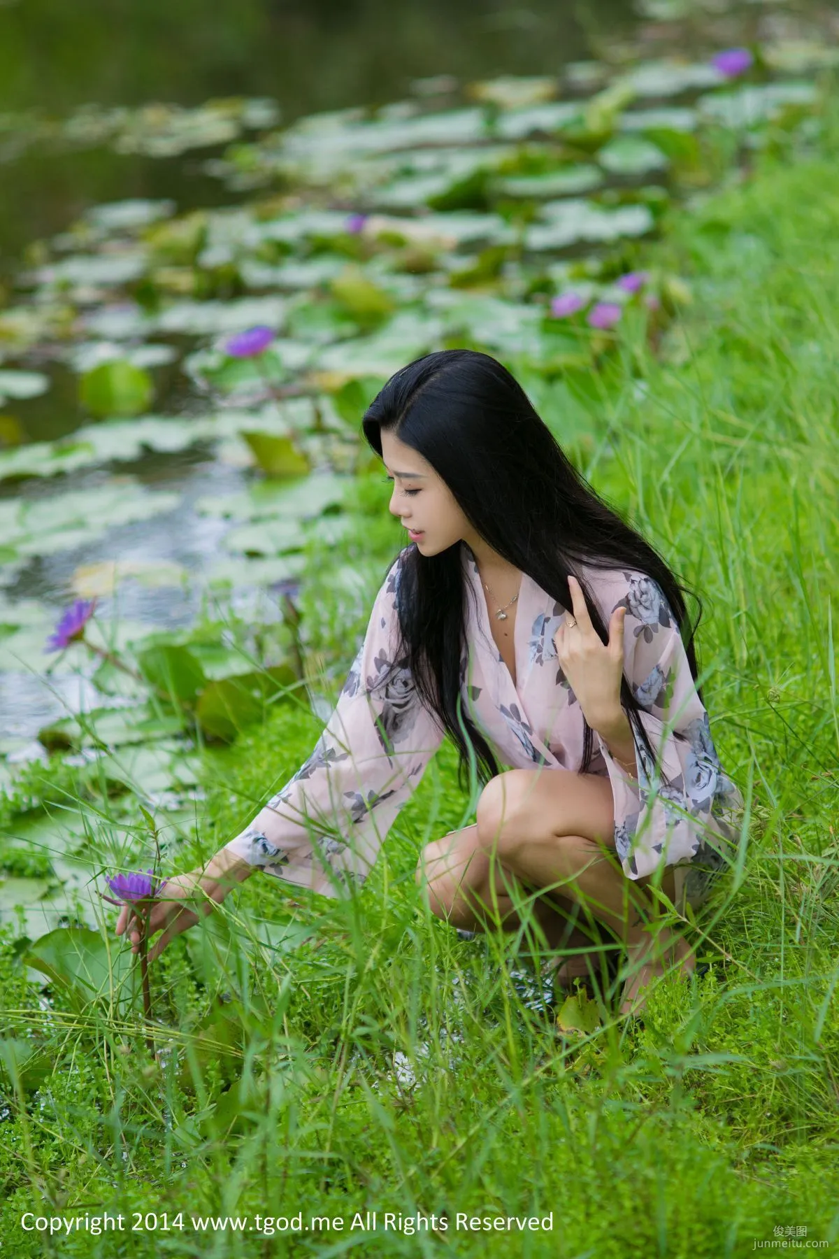 Luvian本能《傲人的诱惑》 [TGOD推女神] 写真集28