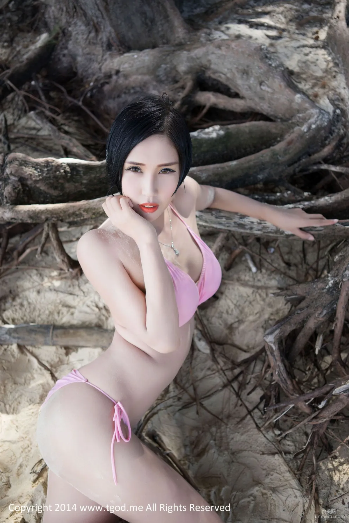 性感尤物娜依灵儿《沙巴旅拍》第2弹 [TGOD推女神] 写真集2